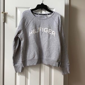 Gray Tommy Hilfiger Sweatshirt